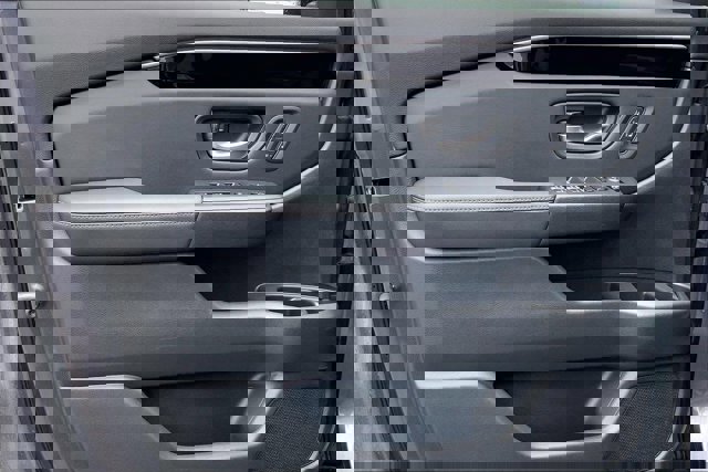 Used 2025 Honda Pilot Touring image 23