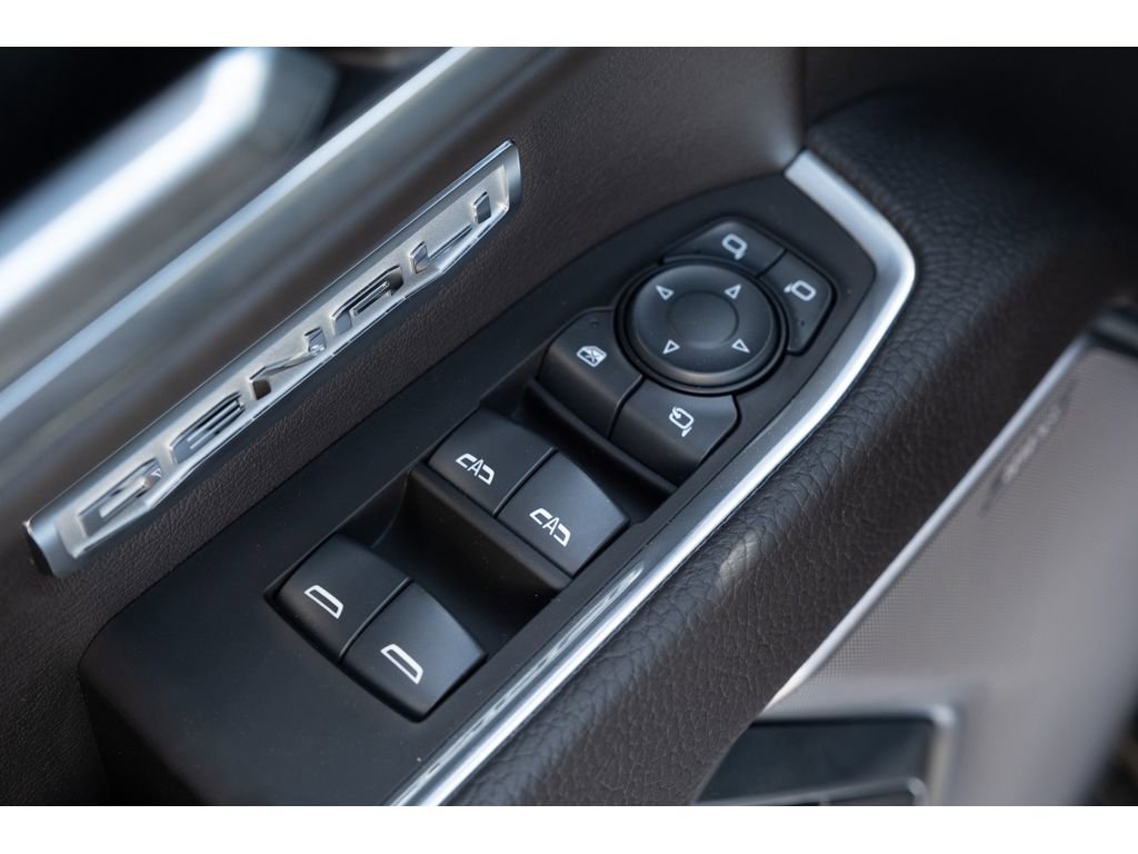 Used 2025 GMC Sierra 1500 Denali image 13