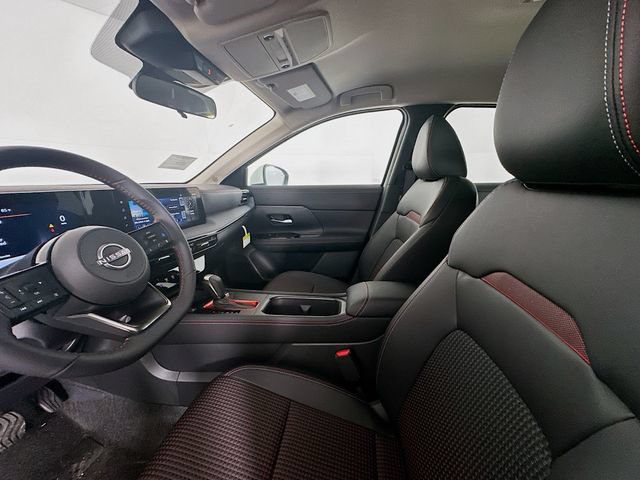 New 2025 Nissan Kicks SR w/ Illumination Package AWD/4WD image 19