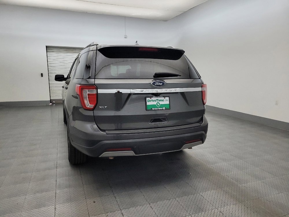 Used 2019 Ford Explorer XLT w/ Equipment Group 202A FWD image 6