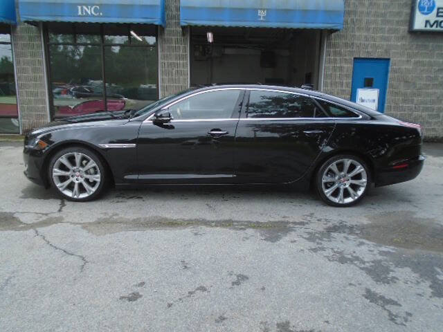 Used 2017 Jaguar XJ L Portfolio AWD/4WD image 8