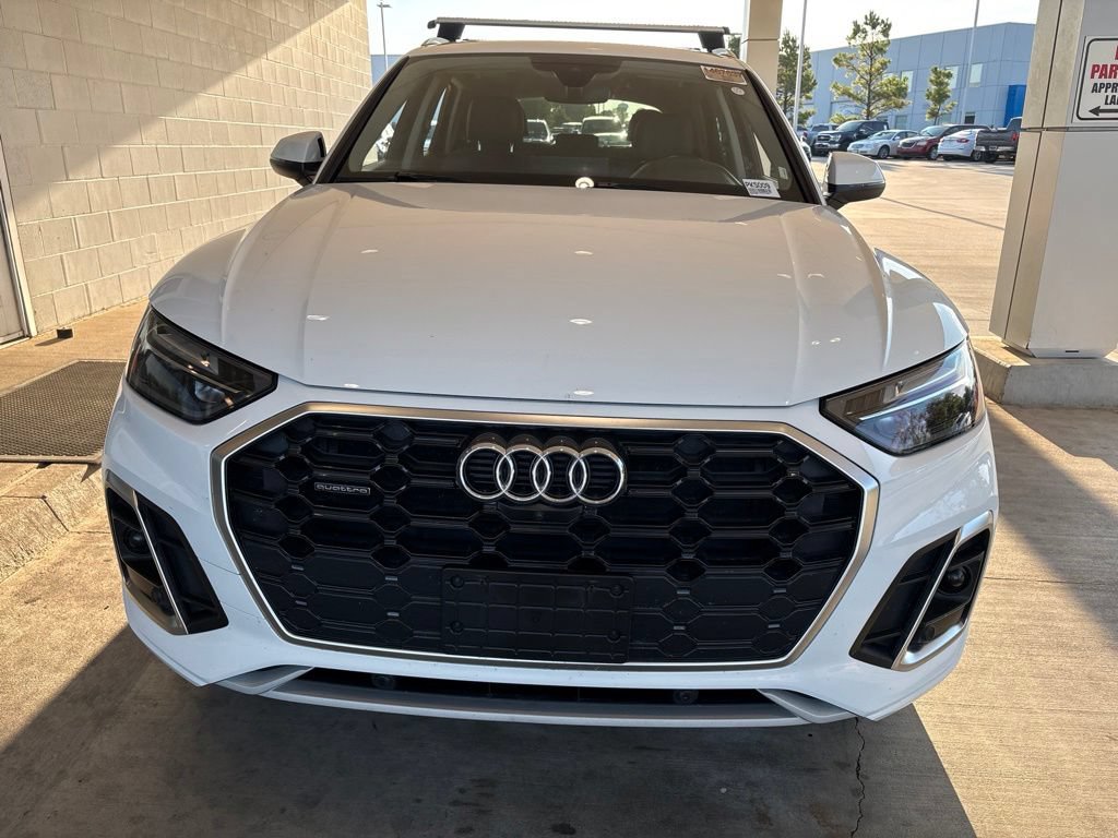 Used 2024 Audi Q5 2.0T Premium Plus AWD/4WD image 2