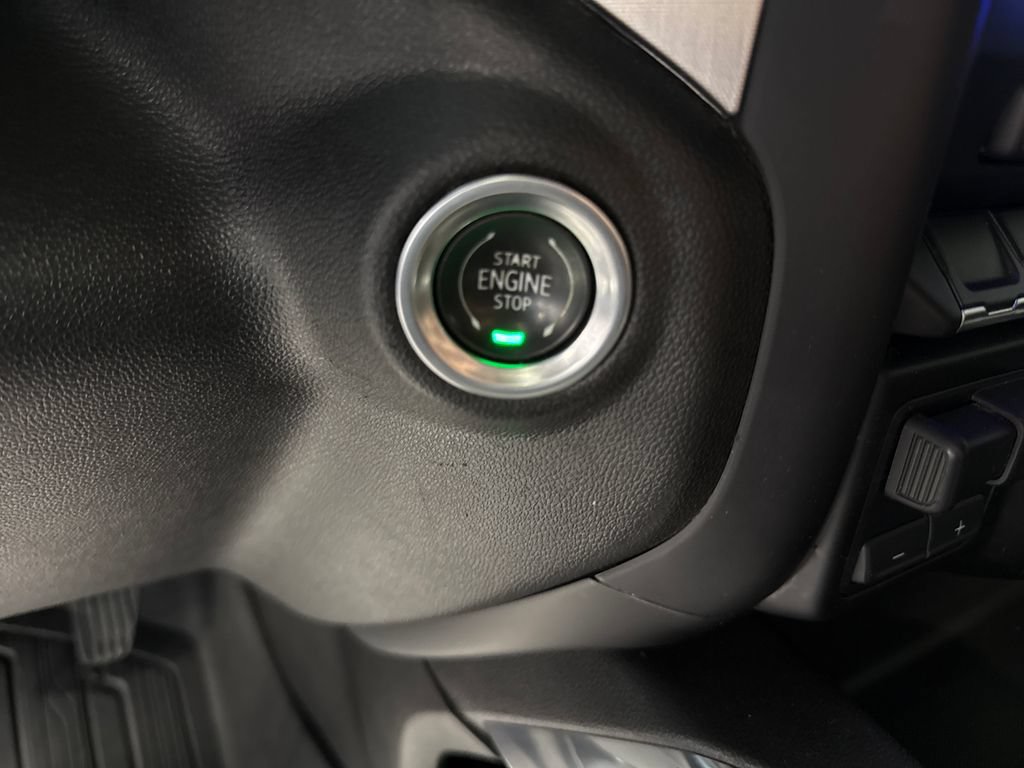 Used 2021 GMC Sierra 2500 SLT AWD/4WD image 17