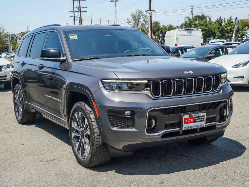 Certified 2024 Jeep Grand Cherokee L Overland AWD/4WD image 3