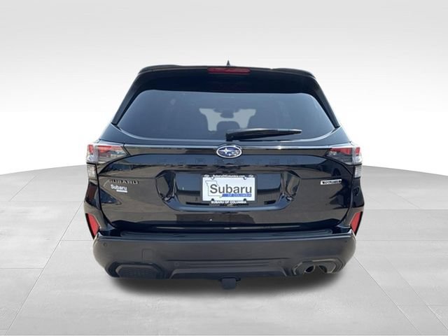 Used 2025 Subaru Forester Touring w/ Popular Package - Touring AWD/4WD image 6