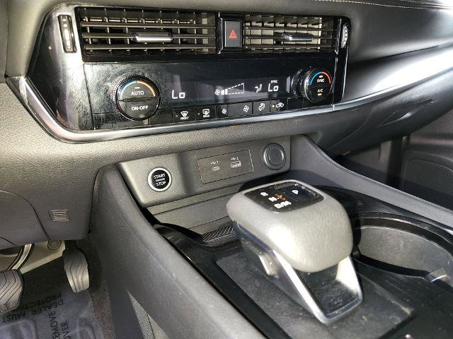 Certified 2021 Nissan Rogue SV FWD image 21