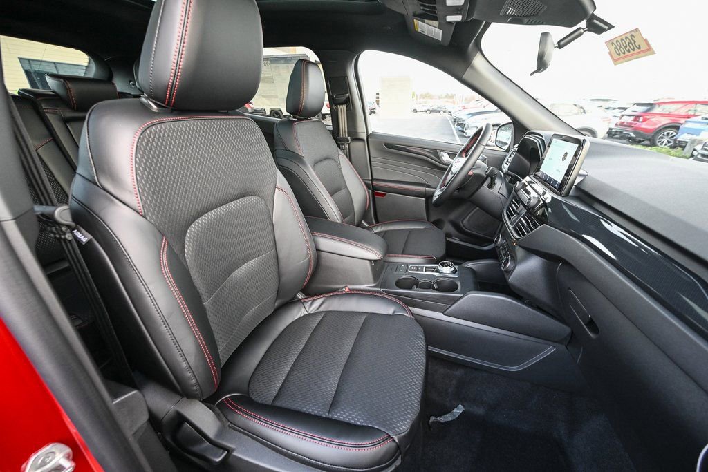 New 2026 Ford Escape ST-Line w/ Cold Weather Package image 22