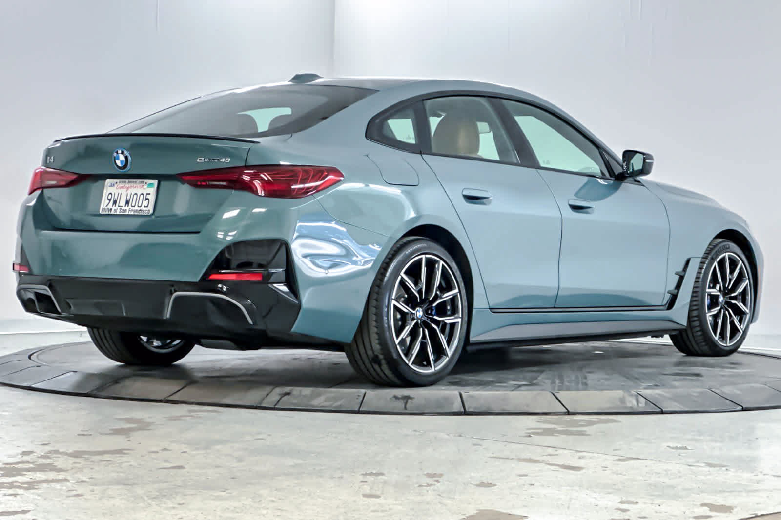 Used 2025 BMW i4 eDrive40 w/ M Sport Package RWD image 2