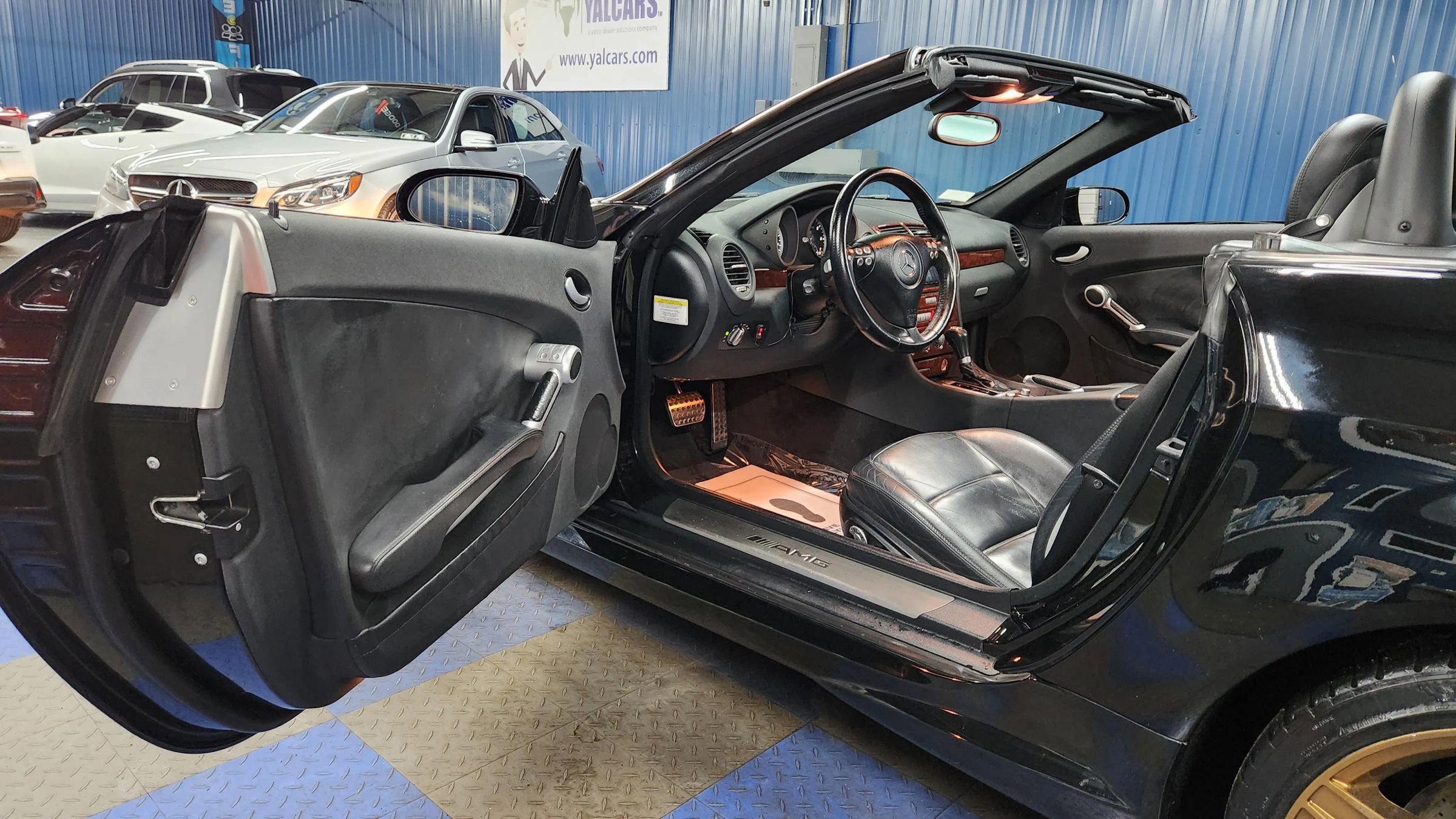 Used 2005 Mercedes-Benz SLK 55 AMG image 66