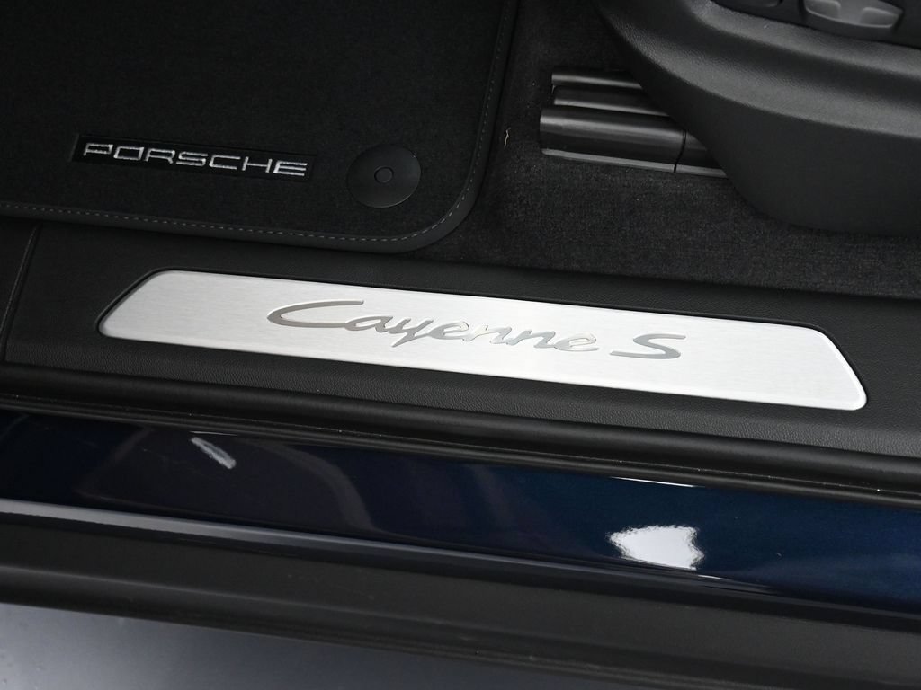 New 2026 Porsche Cayenne S AWD/4WD image 16