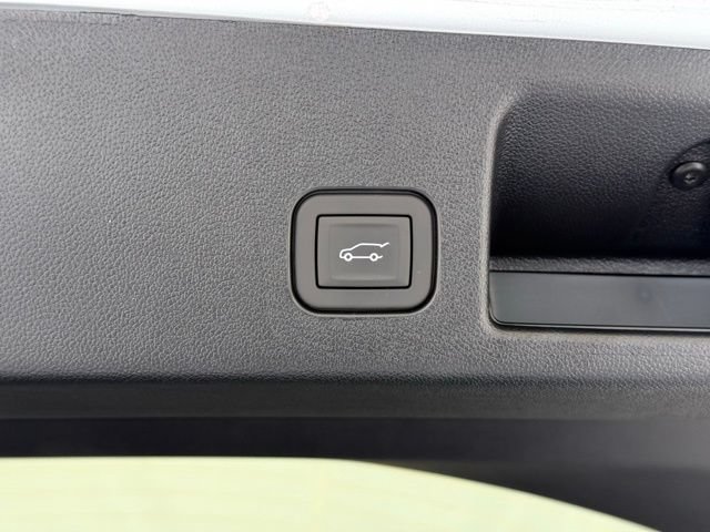 New 2026 Chevrolet Equinox EV LT AWD/4WD image 5