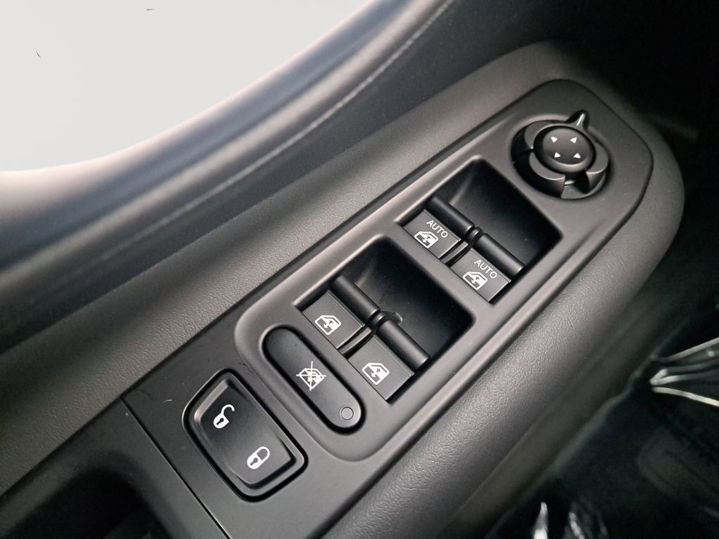 Used 2022 Jeep Renegade Latitude image 27