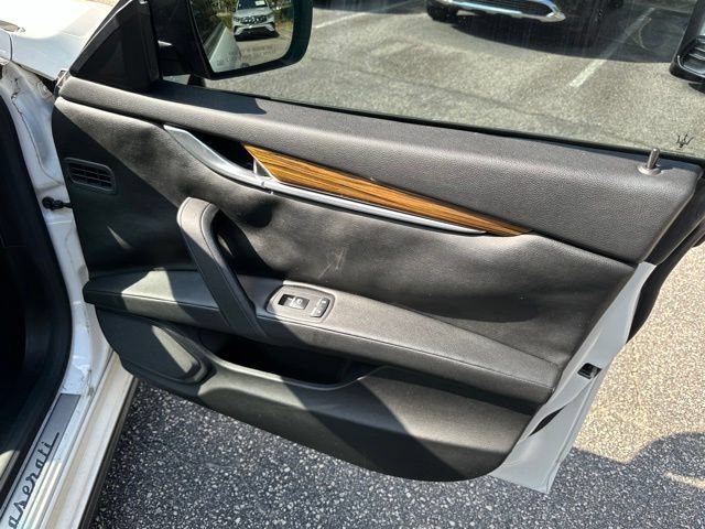 Used 2014 Maserati Ghibli RWD image 18
