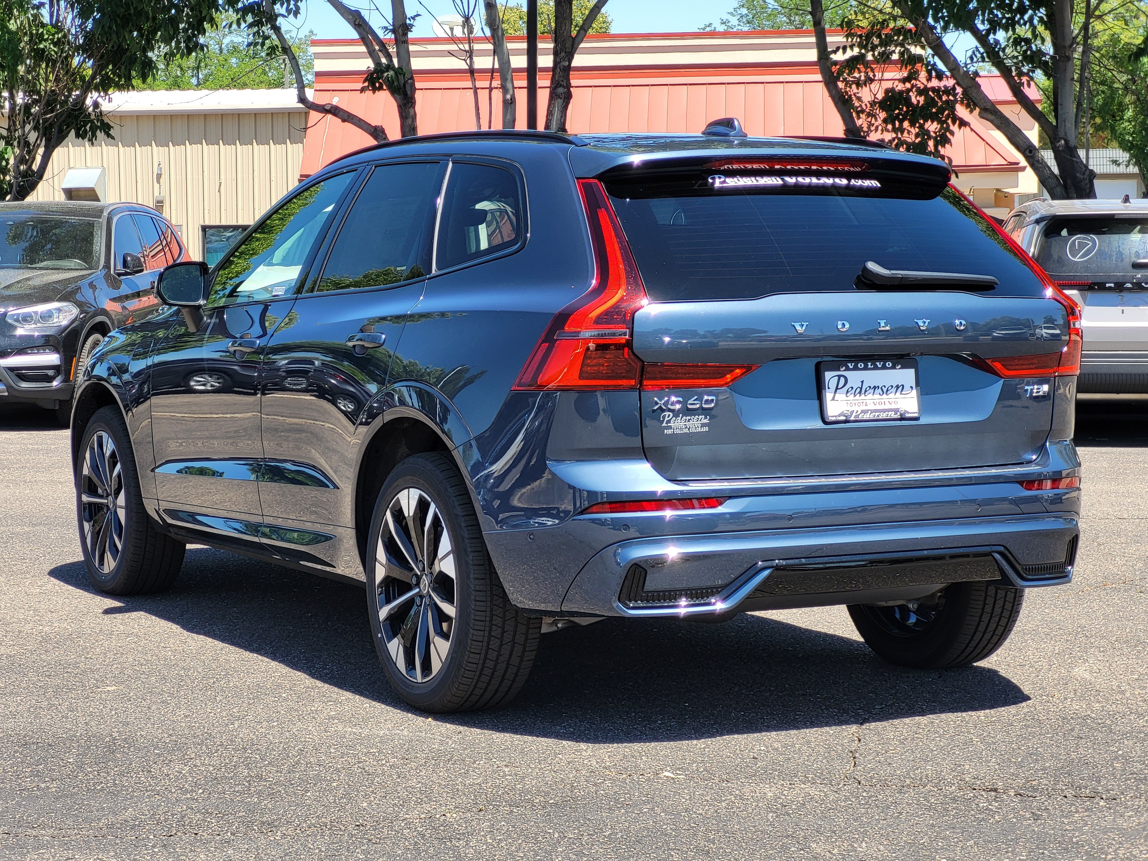 New 2026 Volvo XC60 T8 Plus w/ Protection Package Premier AWD/4WD image 4