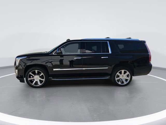 Used 2016 Cadillac Escalade ESV Luxury image 2