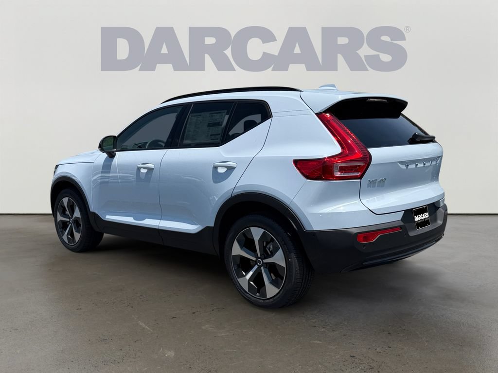New 2026 Volvo XC40 B5 Plus w/ Protection Package Premier AWD/4WD image 3