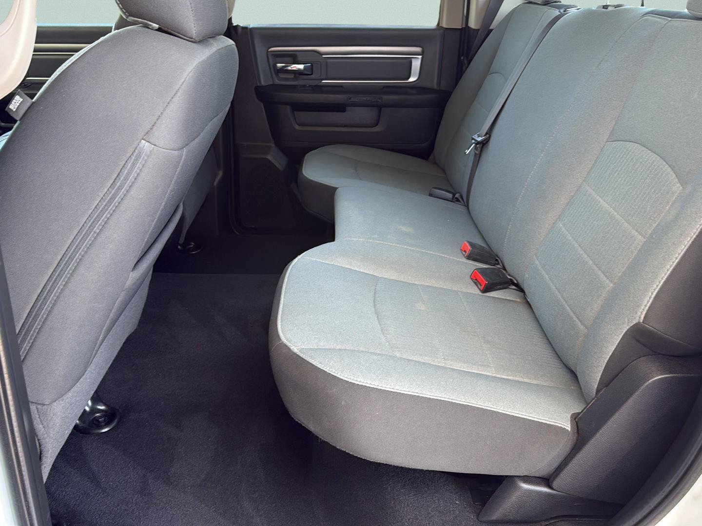 Used 2022 RAM 1500 Classic SLT w/ Electronics Group AWD/4WD image 26