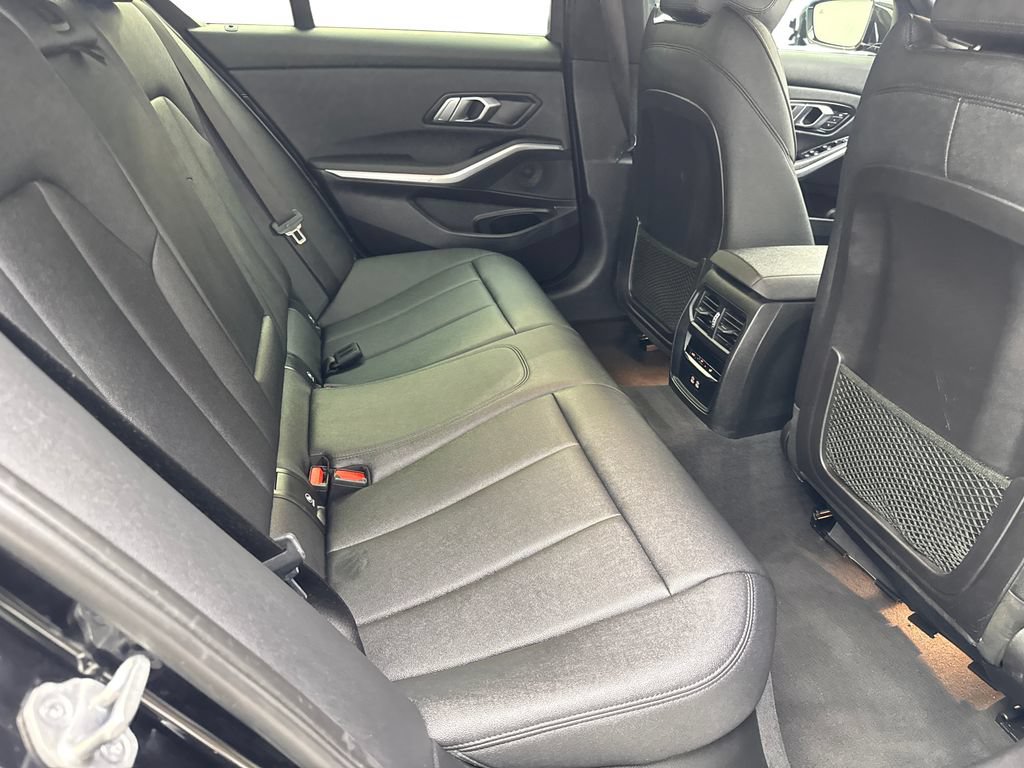 Used 2021 BMW 330i xDrive Sedan w/ Driving Assistance Package AWD/4WD image 40