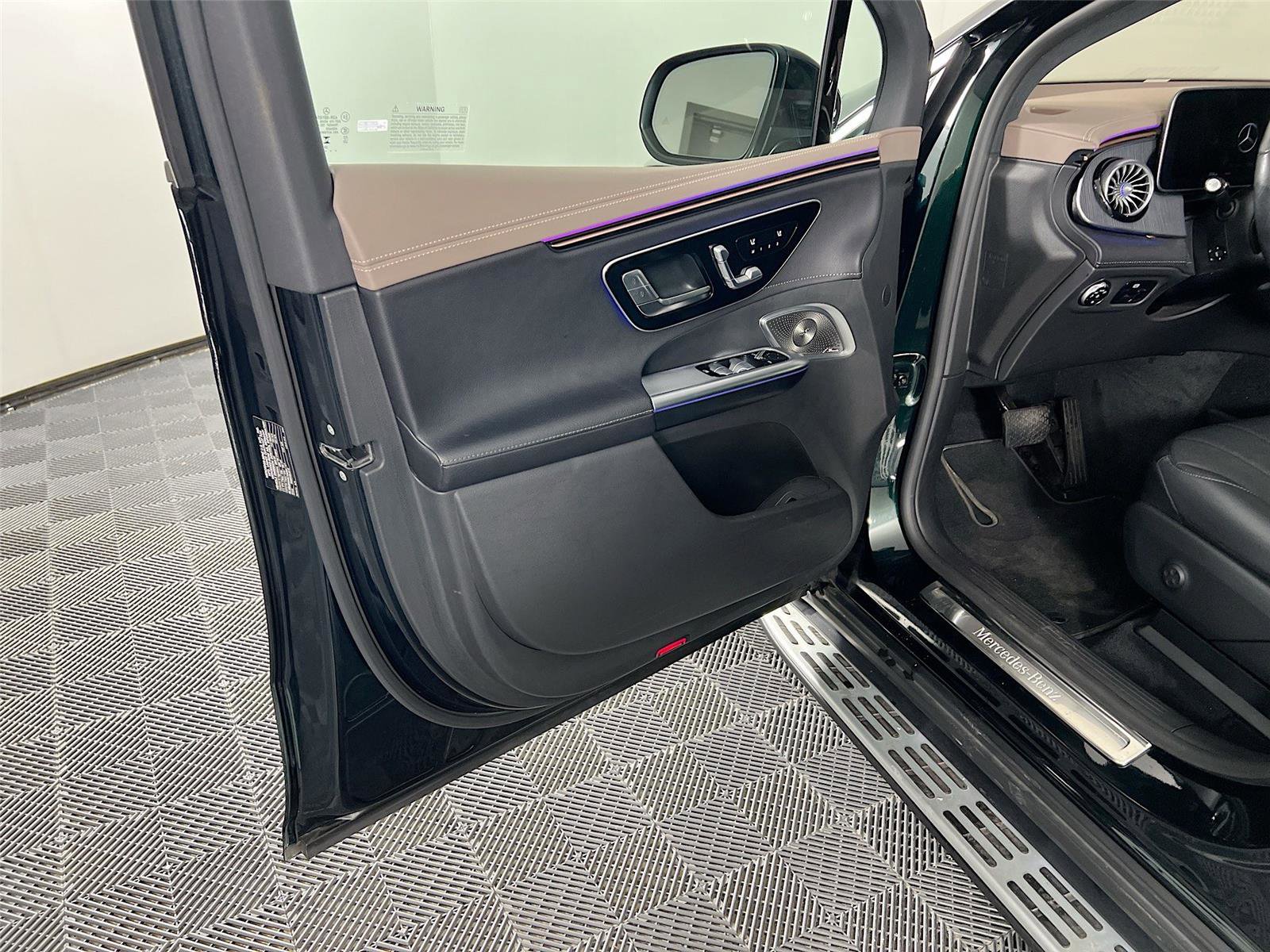 Certified 2023 Mercedes-Benz EQE 350+ 4MATIC SUV image 16