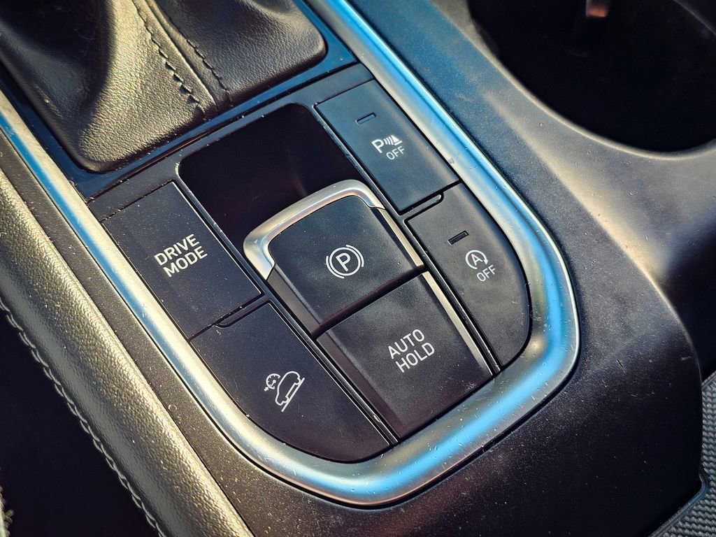 Used 2020 Hyundai Santa Fe SEL image 25