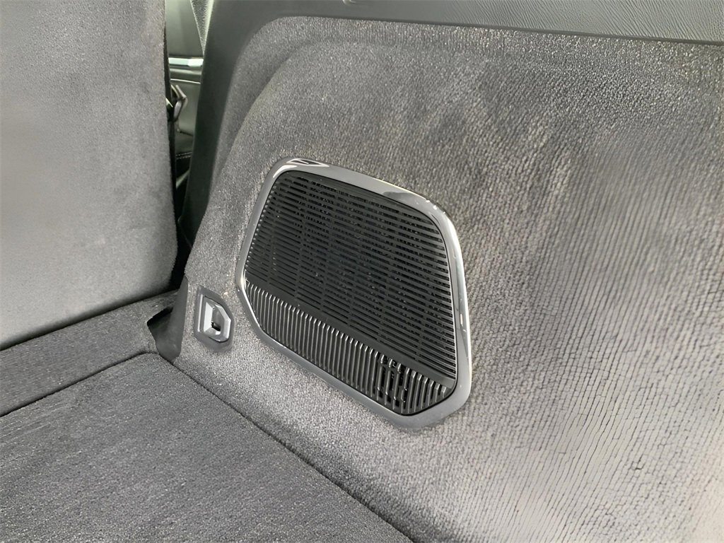 Used 2022 Jeep Grand Cherokee Overland w/ Luxury Tech Group IV image 27