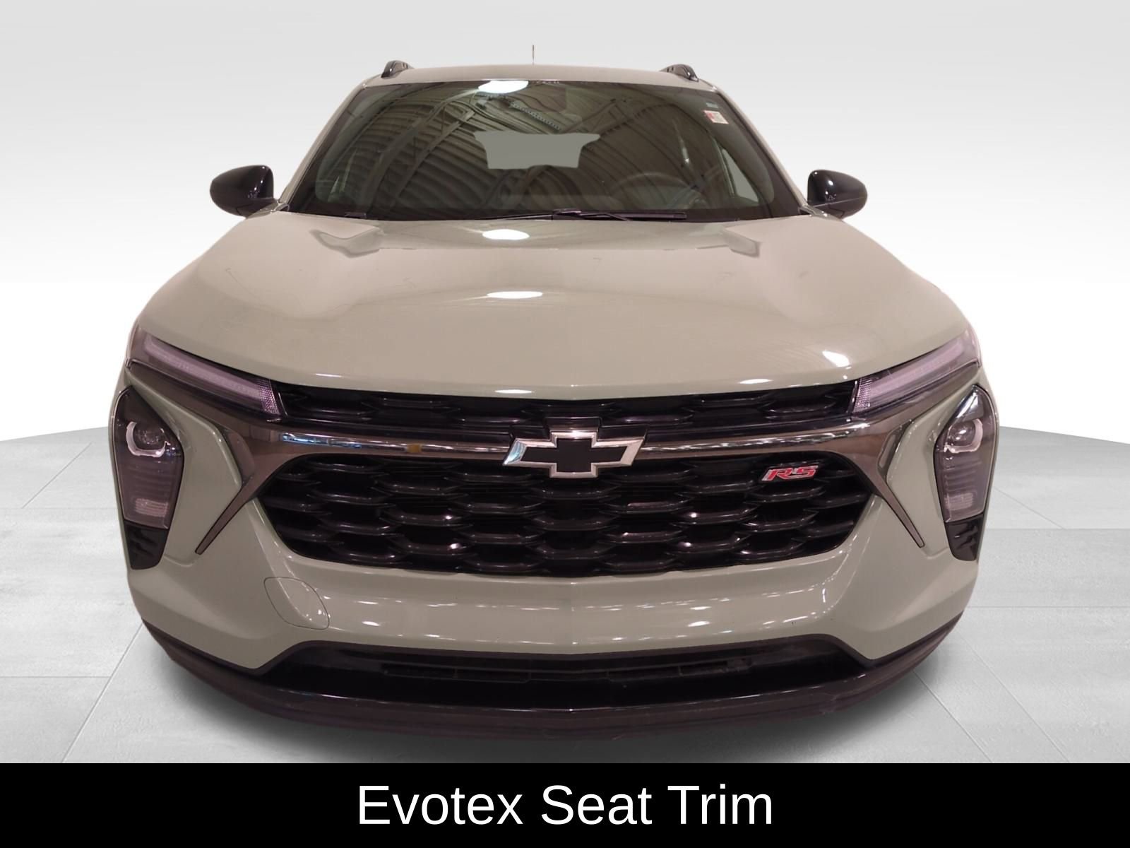 Used 2024 Chevrolet Trax RS w/ Driver Confidence Package image 9