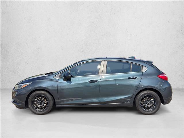 Used 2018 Chevrolet Cruze LT w/ Convenience Package FWD image 9
