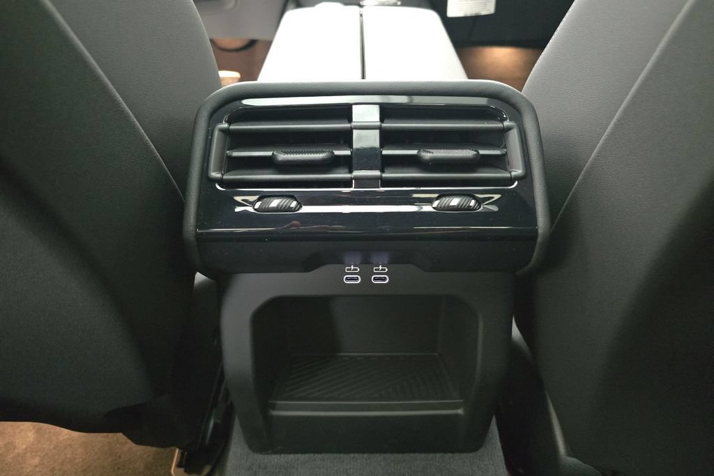 New 2027 BMW 550e xDrive AWD/4WD image 26