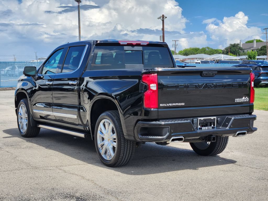 Certified 2025 Chevrolet Silverado 1500 High Country w/ High Country Premium Package AWD/4WD image 7