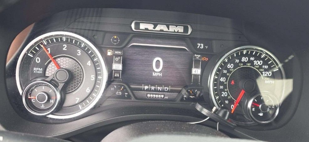 Used 2023 RAM 1500 Laramie AWD/4WD image 12