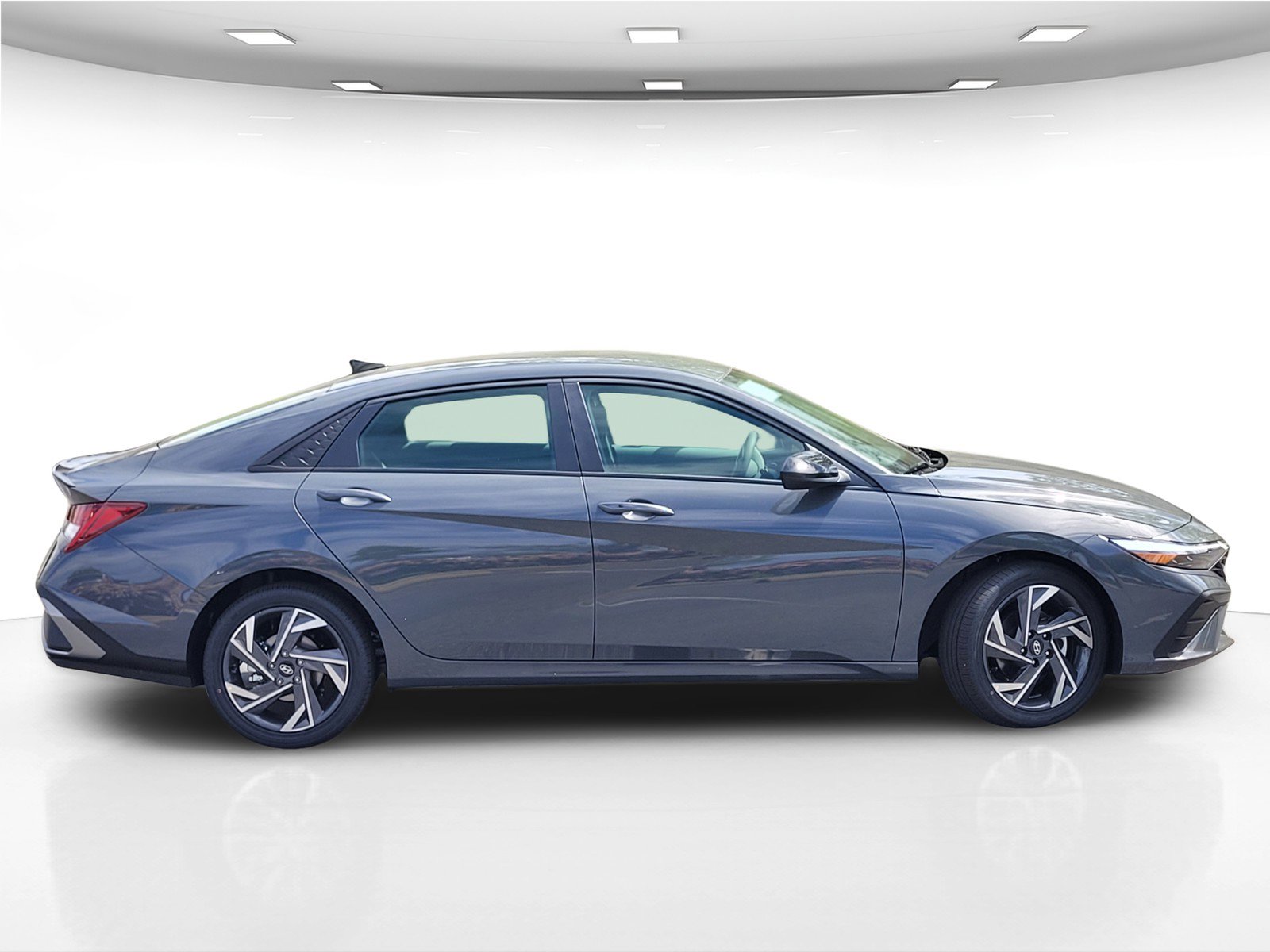 New 2025 Hyundai Elantra SEL image 10