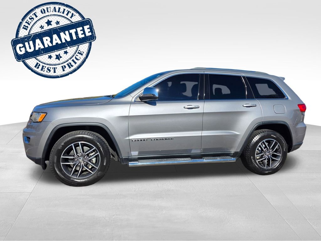 Used 2018 Jeep Grand Cherokee Laredo image 3