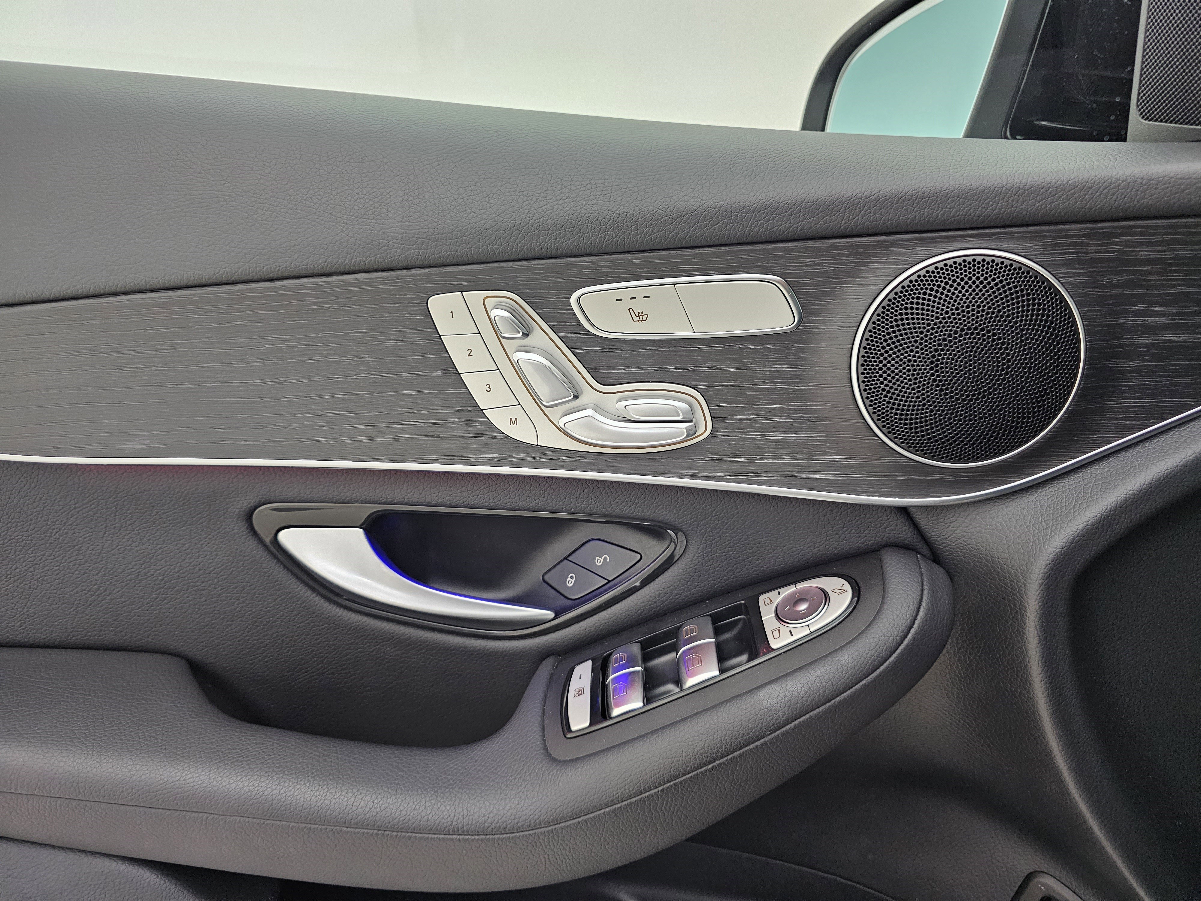 Certified 2022 Mercedes-Benz GLC 300 4MATIC image 13