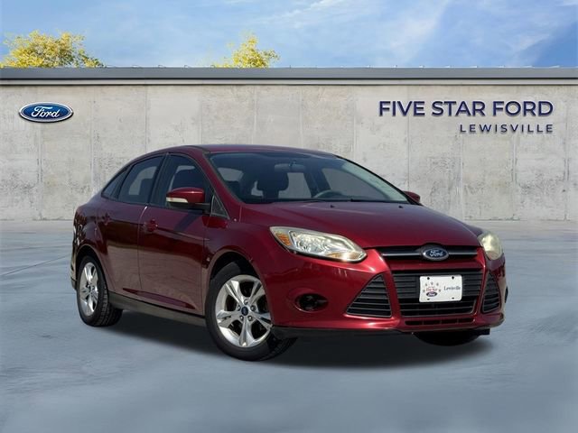 Used 2014 Ford Focus SE FWD image 2