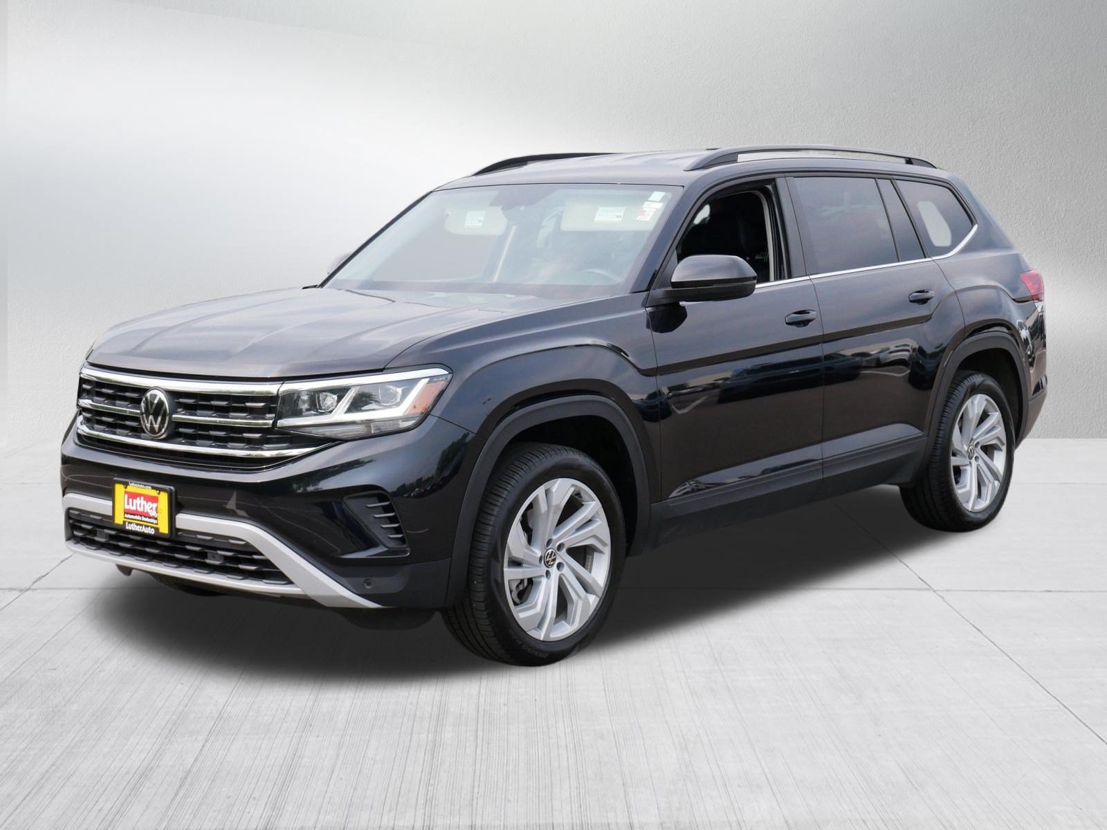 Used 2023 Volkswagen Atlas SE AWD/4WD image 3