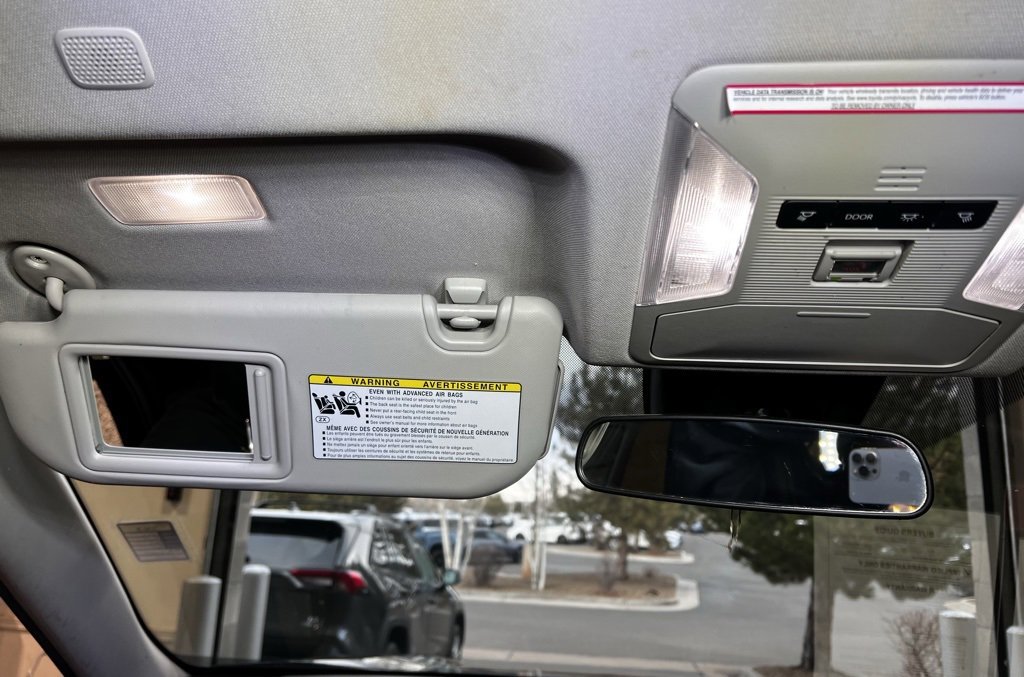 Used 2023 Toyota RAV4 Adventure image 37