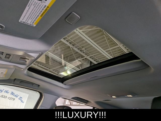 Used 2019 Cadillac Escalade ESV Luxury image 17