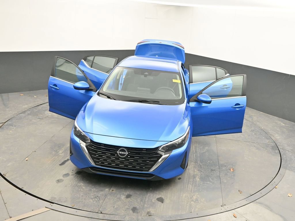 Used 2025 Nissan Sentra SV FWD image 54
