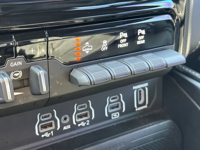 Used 2025 RAM 1500 Limited w/ Body Color Bumper Group AWD/4WD image 26