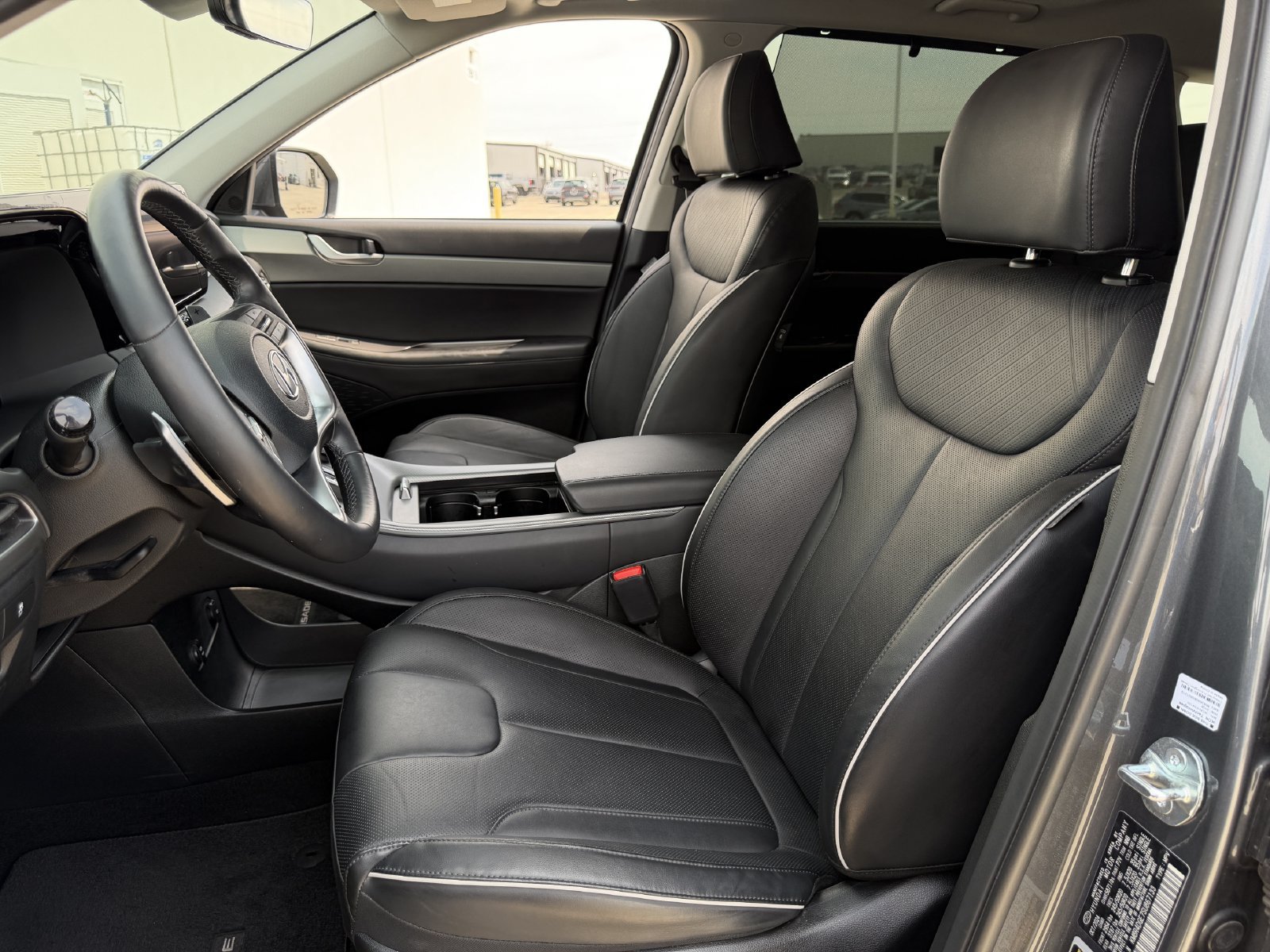 Used 2025 Hyundai Palisade SEL AWD/4WD image 26