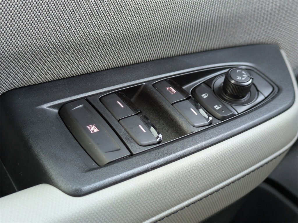 Used 2025 Subaru Forester image 24