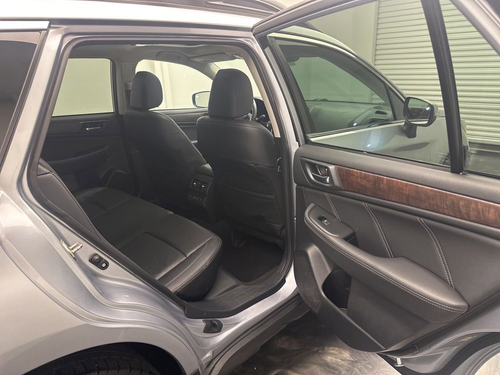 Used 2019 Subaru Outback 2.5i Limited w/ Popular Package #2 image 7
