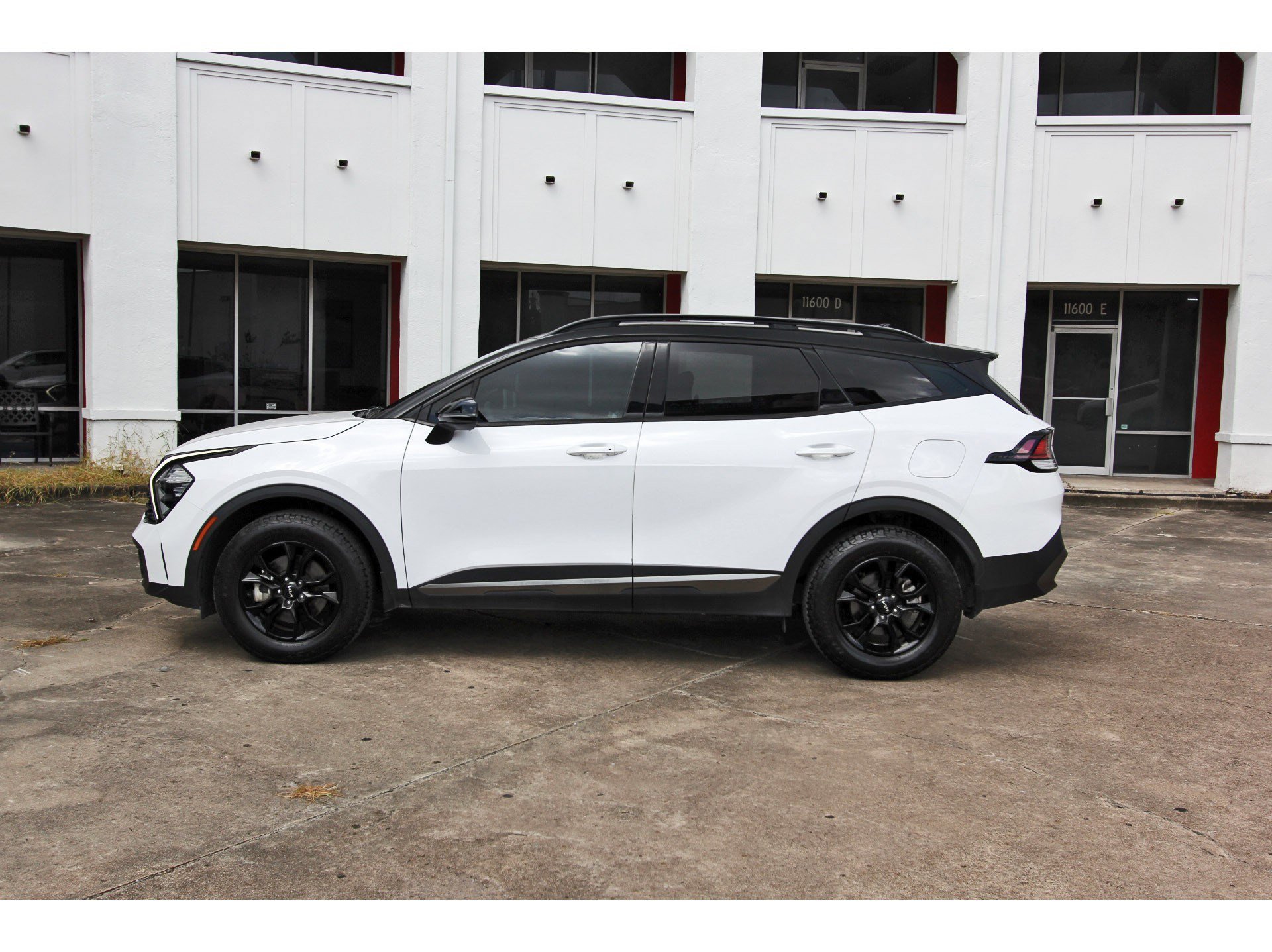 Certified 2023 Kia Sportage X-Pro AWD/4WD image 8