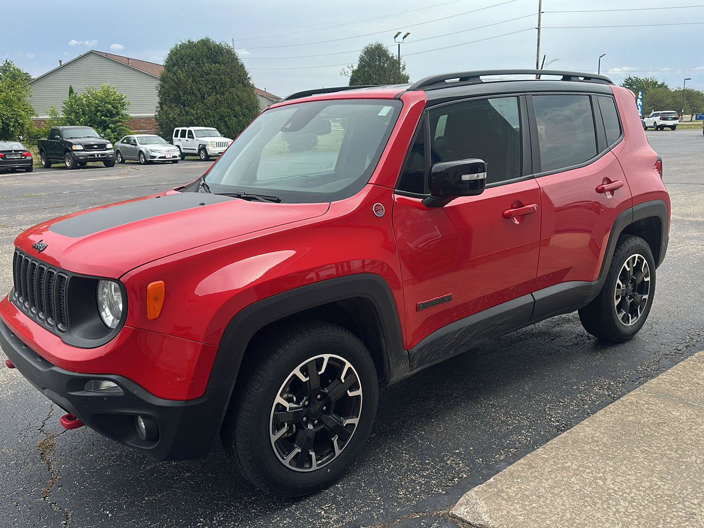 Used 2023 Jeep Renegade Trailhawk AWD/4WD image 8