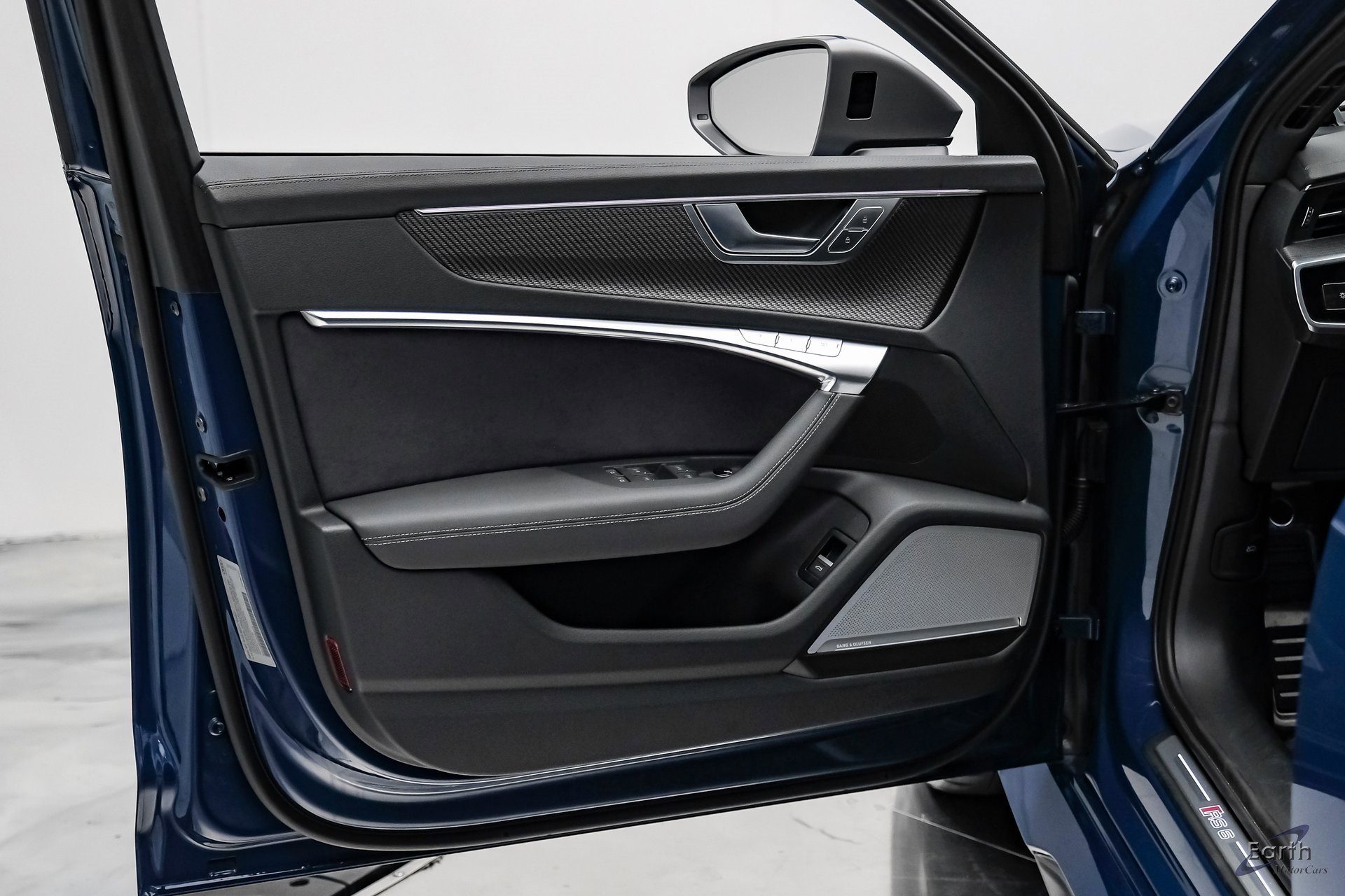 Used 2025 Audi RS 6 performance image 78