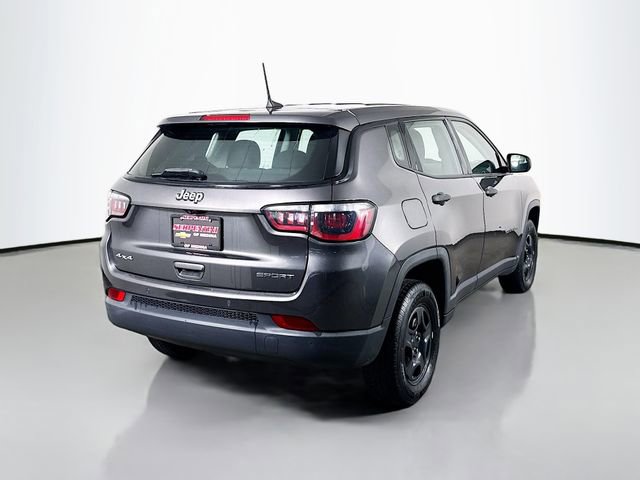 Used 2017 Jeep Compass Sport w/ Tech Group image 6