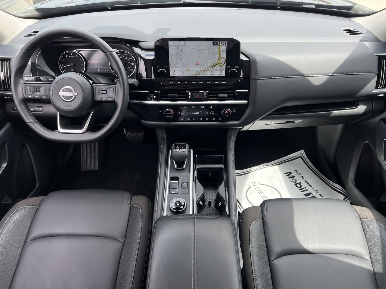 Certified 2025 Nissan Pathfinder SL AWD/4WD image 8