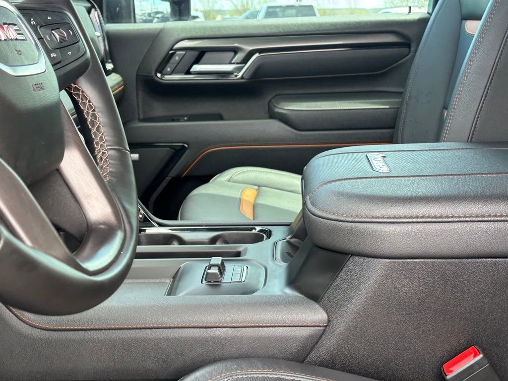 Used 2026 GMC Sierra 2500 AT4 w/ AT4 Premium Plus Package image 11