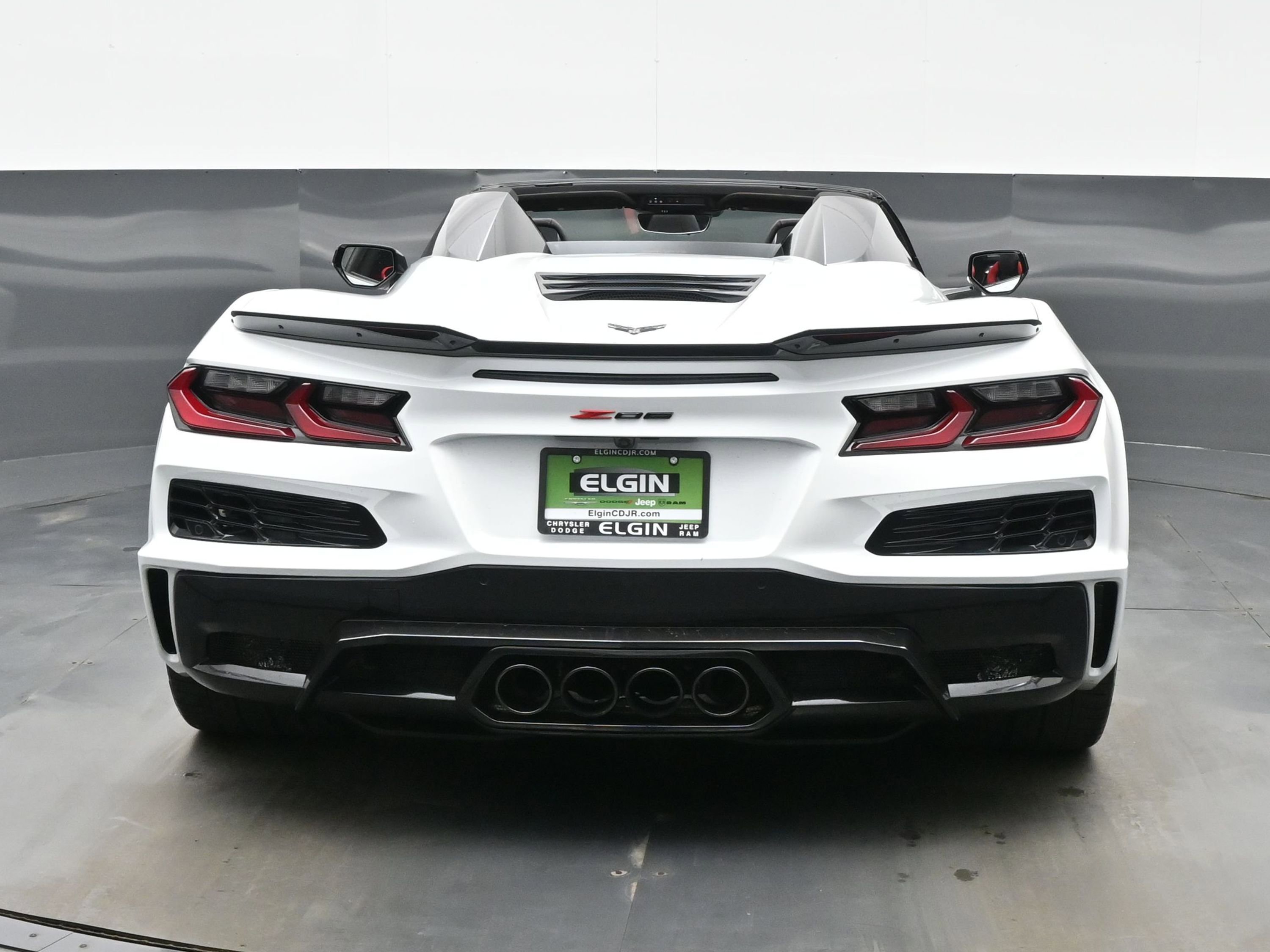 Used 2025 Chevrolet Corvette Z06 w/ Stealth Interior Trim Package RWD image 5