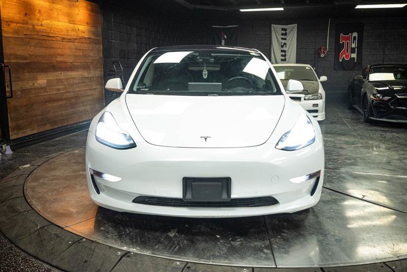 Used 2018 Tesla Model 3 Long Range image 4